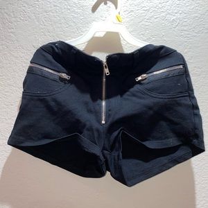 Women’s Short Shorts (Black)
